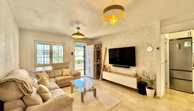 Resale - Bungalow - Orihuela Costa - Villamartín