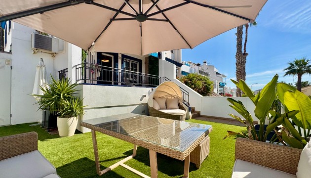 Resale - Bungalow - Orihuela Costa - Villamartín
