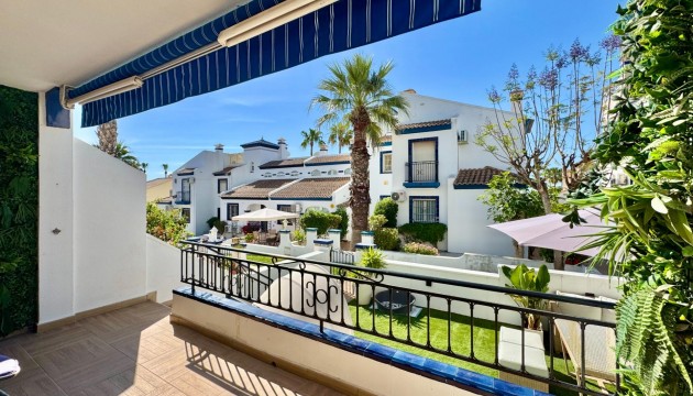 Resale - Bungalow - Orihuela Costa - Villamartín