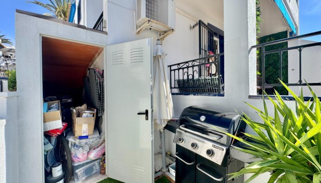 Resale - Bungalow - Orihuela Costa - Villamartín