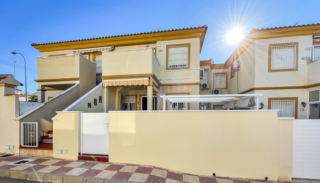 Begagnad - Bungalow - Orihuela Costa - Playa Flamenca