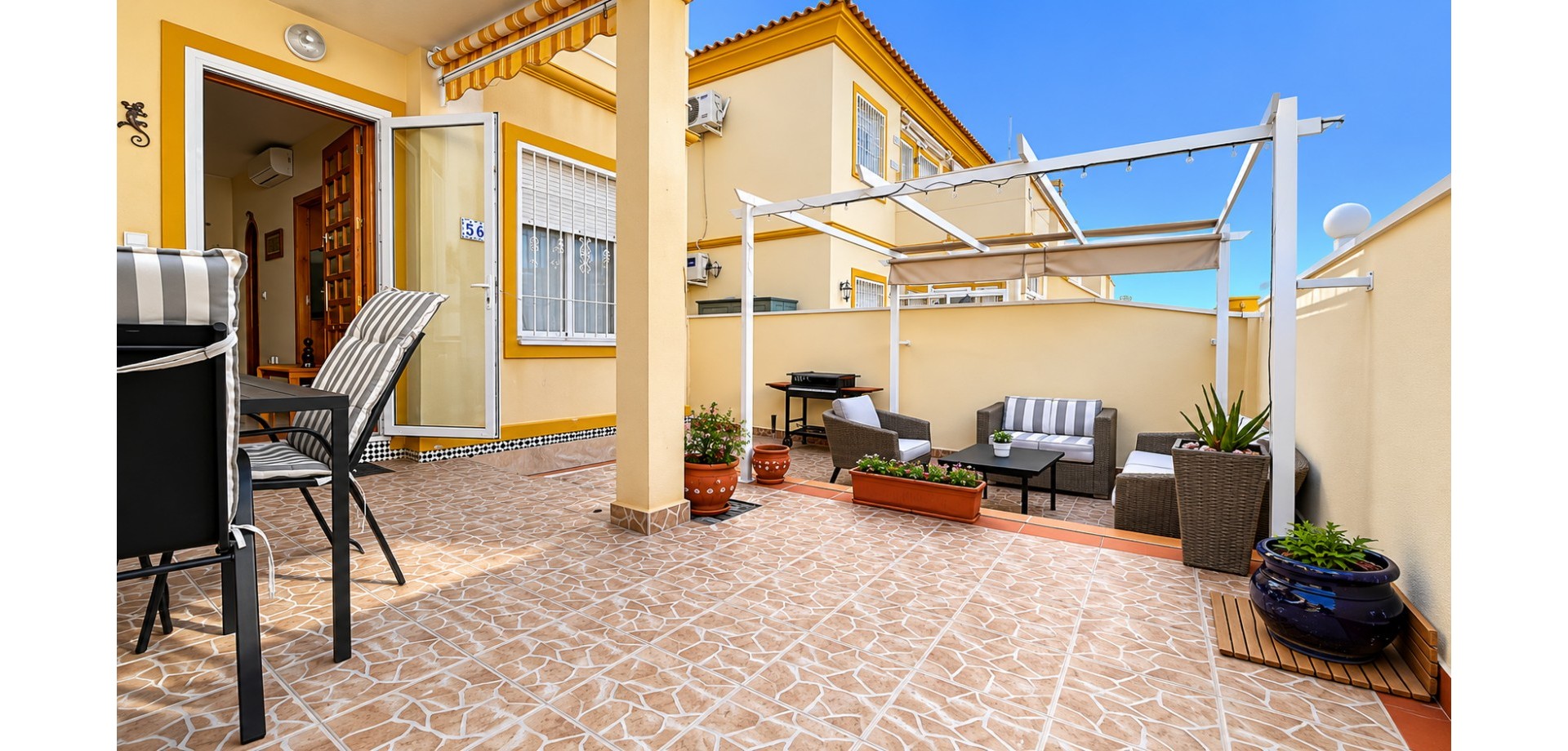 MOVE-361 — Orihuela Costa – bild 1