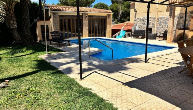Resale - Detached Villa - Torrevieja - Los Balcones - Los Altos del Edén
