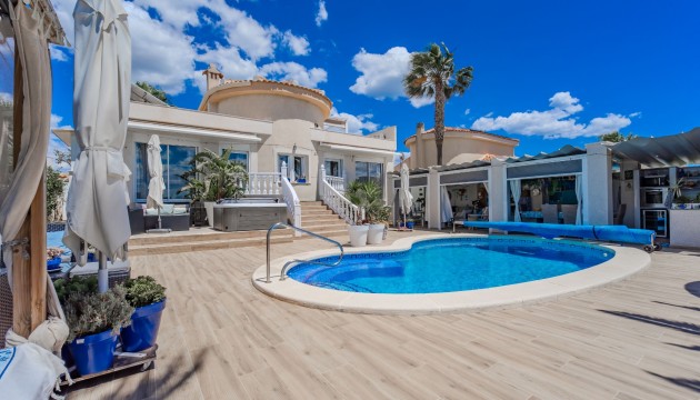 Перепродажа - отдельная вилла - Ciudad Quesada