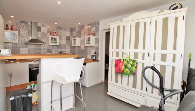 Resale - Bungalow - Orihuela Costa - La Florida