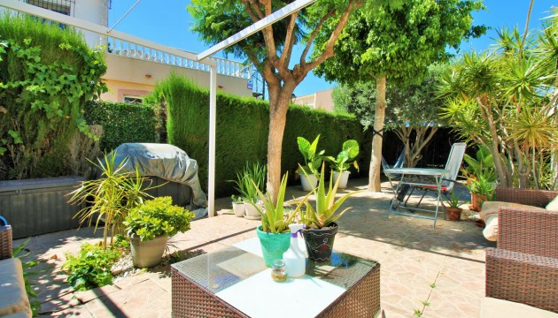 Resale - Bungalow - Orihuela Costa - La Florida