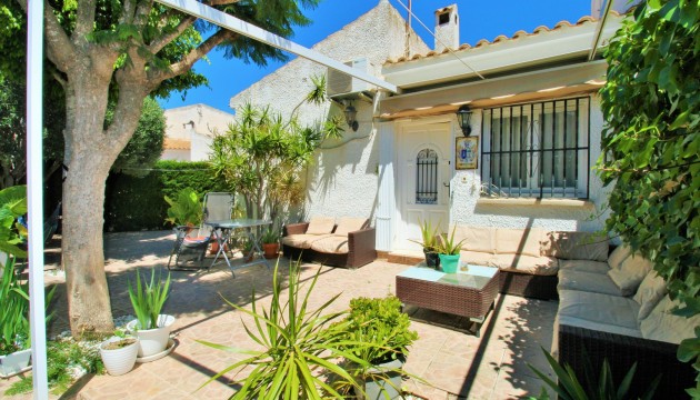 Resale - Bungalow - Orihuela Costa - La Florida