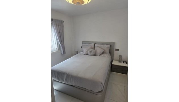 Resale - Apartment - Orihuela Costa - Villamartín
