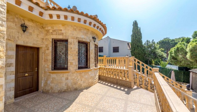 Begagnad - Fristående Villa - Orihuela Costa - Campoamor
