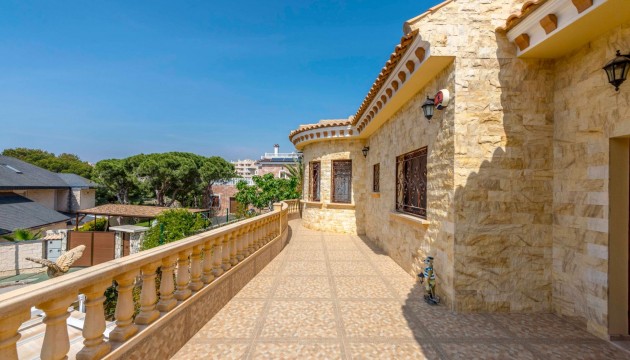 Begagnad - Fristående Villa - Orihuela Costa - Campoamor