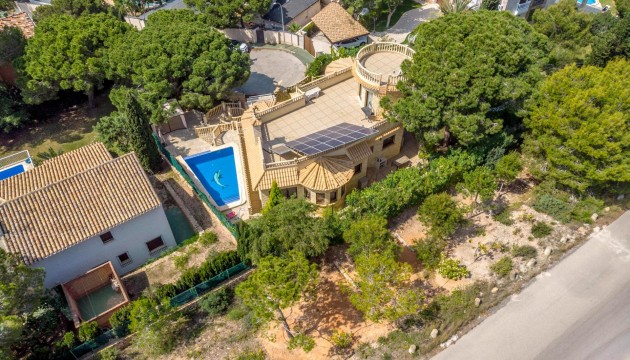 Begagnad - Fristående Villa - Orihuela Costa - Campoamor