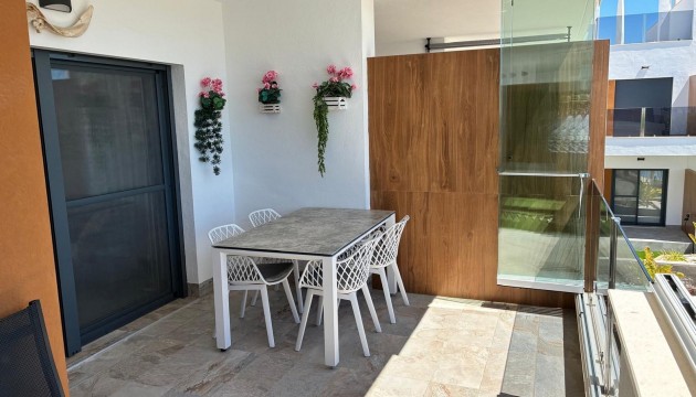 Resale - Apartment - Pilar de la Horadada