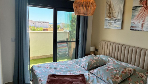 Resale - Apartment - Pilar de la Horadada