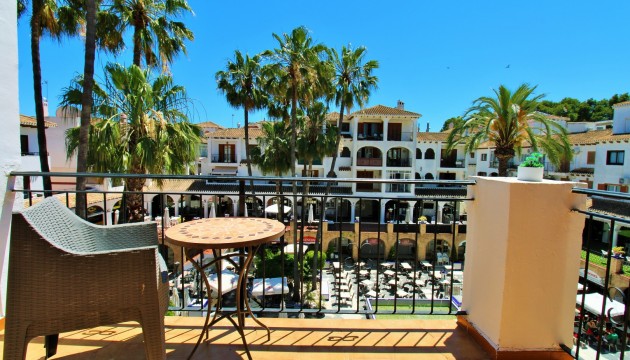Resale - Apartment - Orihuela Costa - Villamartín