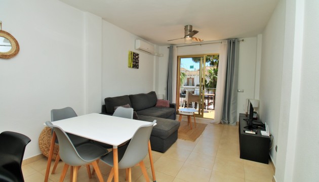 Resale - Apartment - Orihuela Costa - Villamartín