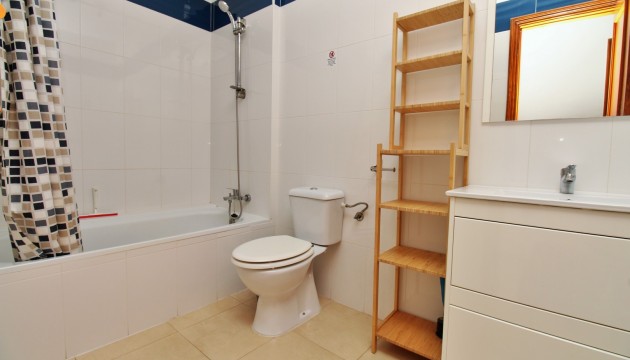 Resale - Apartment - Orihuela Costa - Villamartín