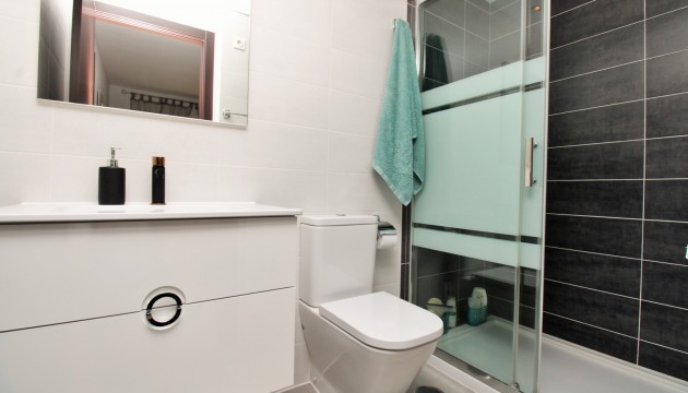 Resale - Apartment - Orihuela Costa - Villamartín