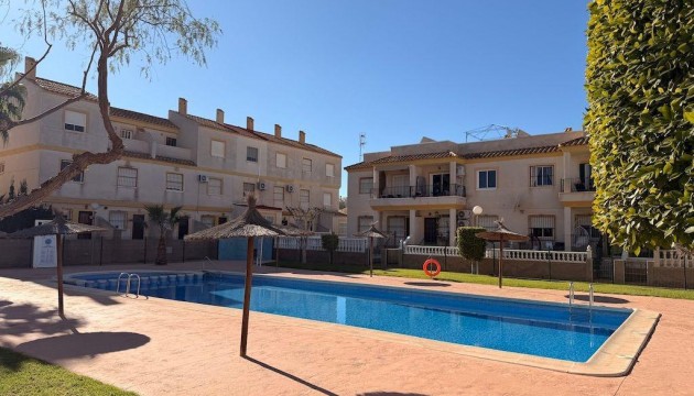 Перепродажа - Бунгало - Orihuela Costa - Villamartín