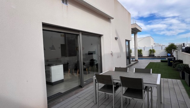 Resale - Detached Villa - Orihuela Costa - Villamartín