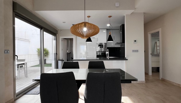 Resale - Detached Villa - Orihuela Costa - Villamartín