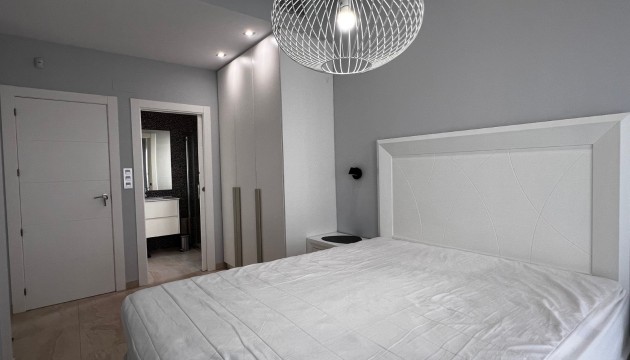 Resale - Detached Villa - Orihuela Costa - Villamartín