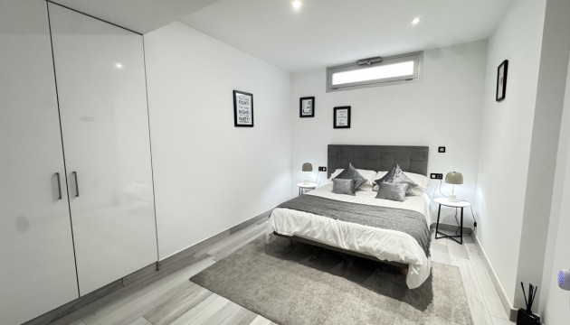 Herverkoop - Detached Villa - Orihuela Costa - Lomas de Cabo Roig
