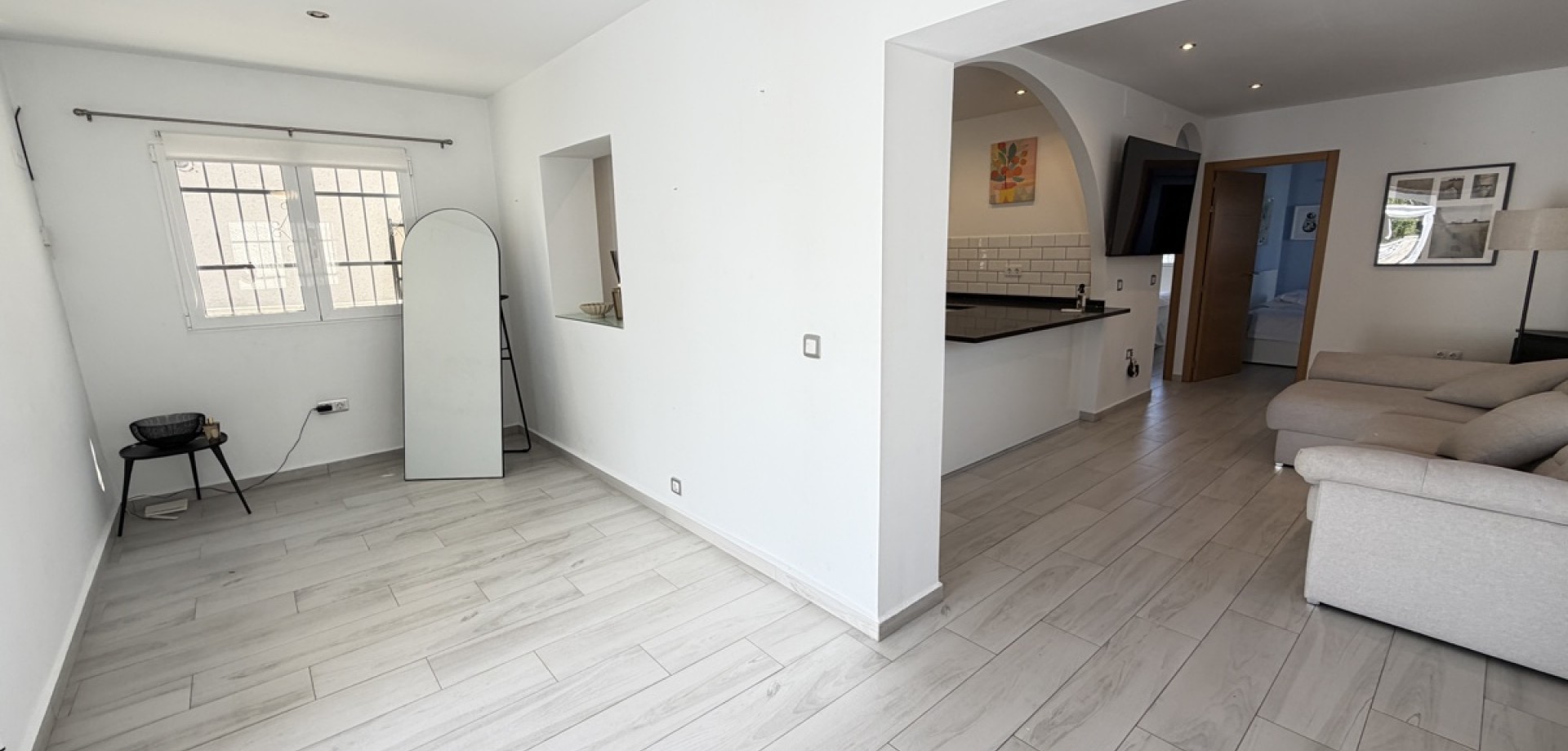 House in Villamartin - Image 2