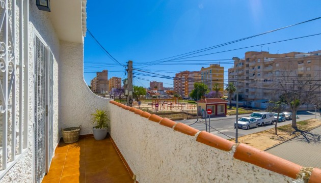 Resale - Townhouse - Torrevieja - Nueva Torrevieja - Aguas Nuevas
