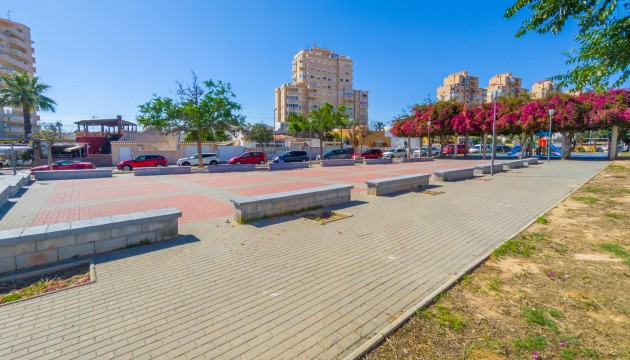 Resale - Townhouse - Torrevieja - Nueva Torrevieja - Aguas Nuevas