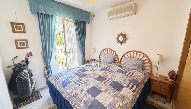 Resale - Apartment - Orihuela Costa - Villamartín