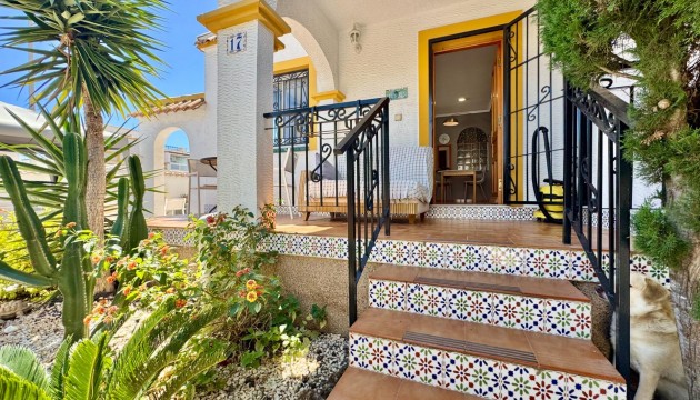 Resale - House - Orihuela Costa - Los Altos