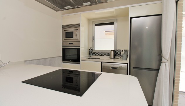 Resale - Apartment - Orihuela Costa - Los Dolses