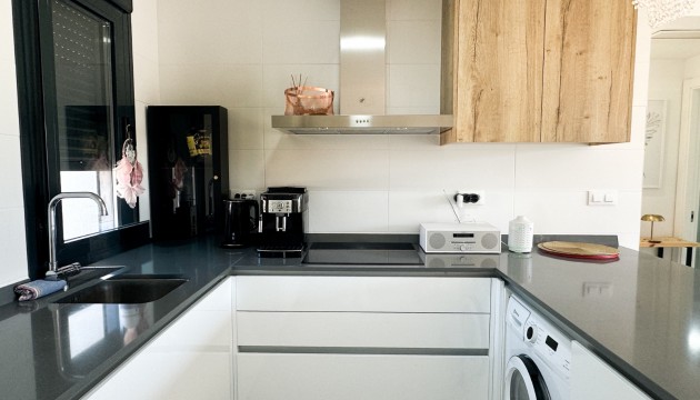 Resale - Apartment - Orihuela Costa - Villamartín