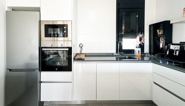 Resale - Apartment - Orihuela Costa - Villamartín