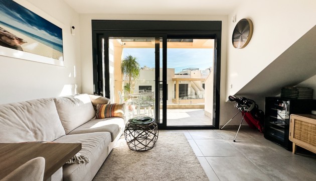 Resale - Apartment - Orihuela Costa - Villamartín
