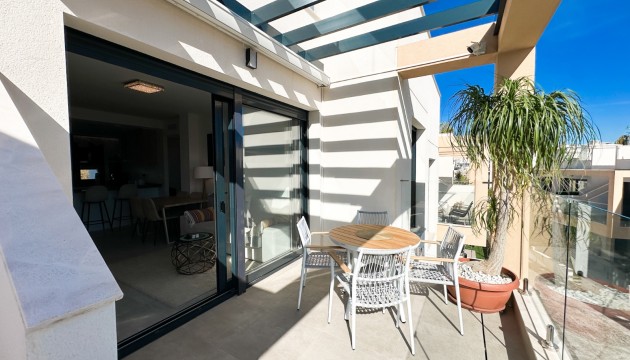 Resale - Apartment - Orihuela Costa - Villamartín