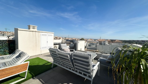 Resale - Apartment - Orihuela Costa - Villamartín