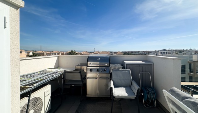 Resale - Apartment - Orihuela Costa - Villamartín