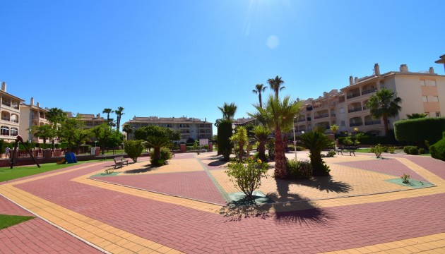 Resale - Apartment - Orihuela Costa - Playa Flamenca