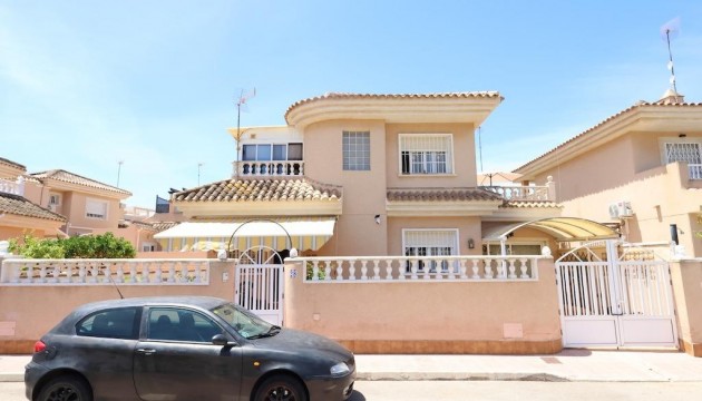 Resale - Detached Villa - Torrevieja - Los Balcones - Los Altos del Edén