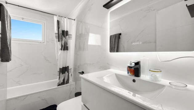 Resale - Apartment - Torrevieja
