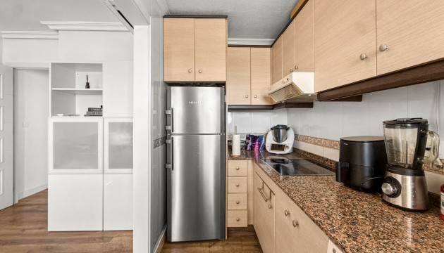 Resale - Apartment - Torrevieja