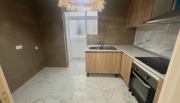 Herverkoop - Apartment - Torrevieja
