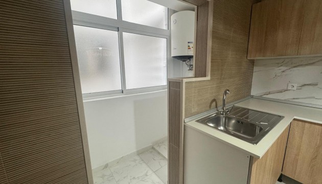 Herverkoop - Apartment - Torrevieja