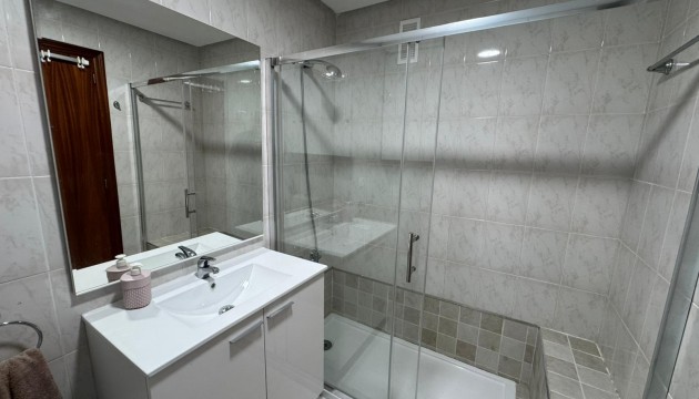 Odsprzedaż - Apartment - San Miguel de Salinas