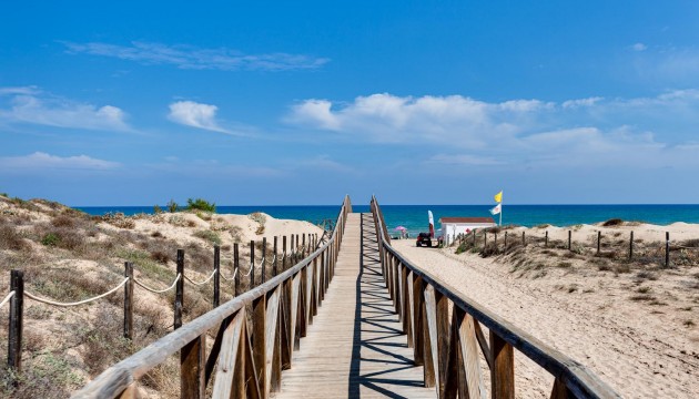 Resale - Apartment - Torrevieja - Torrelamata - La Mata