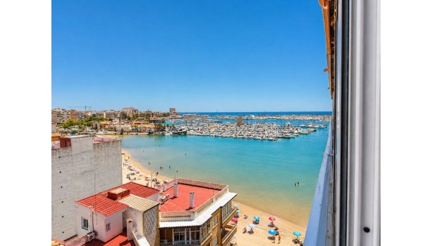 Долгосрочная аренда - Квартира - Torrevieja - El Acequión - Los Náufragos