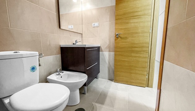 Resale - Apartment - Torrevieja - El Acequión - Los Náufragos