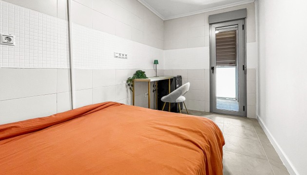 Resale - Apartment - Torrevieja - El Acequión - Los Náufragos