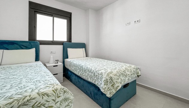 Resale - Apartment - Orihuela Costa - Los Dolses